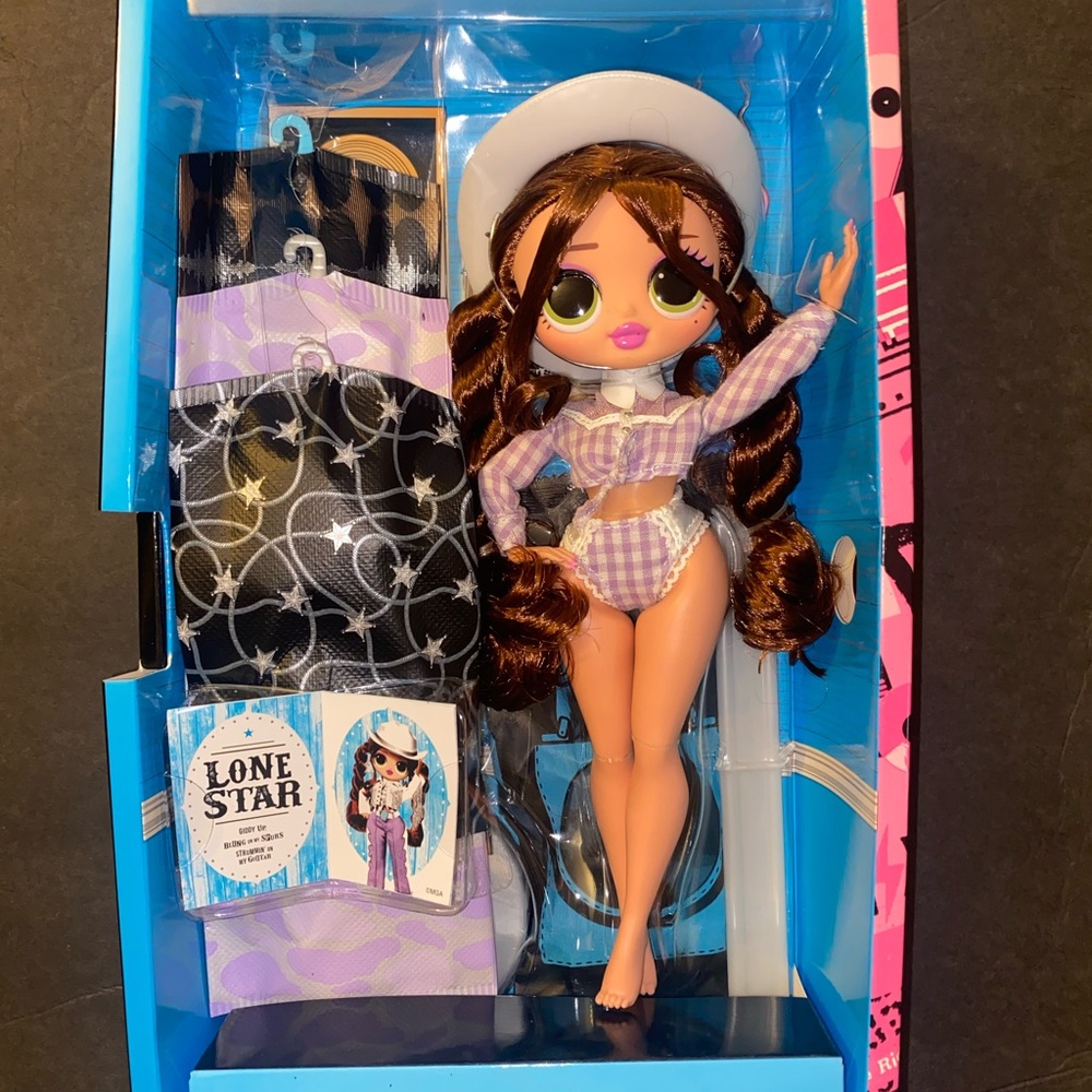 LOL OMG remix doll set